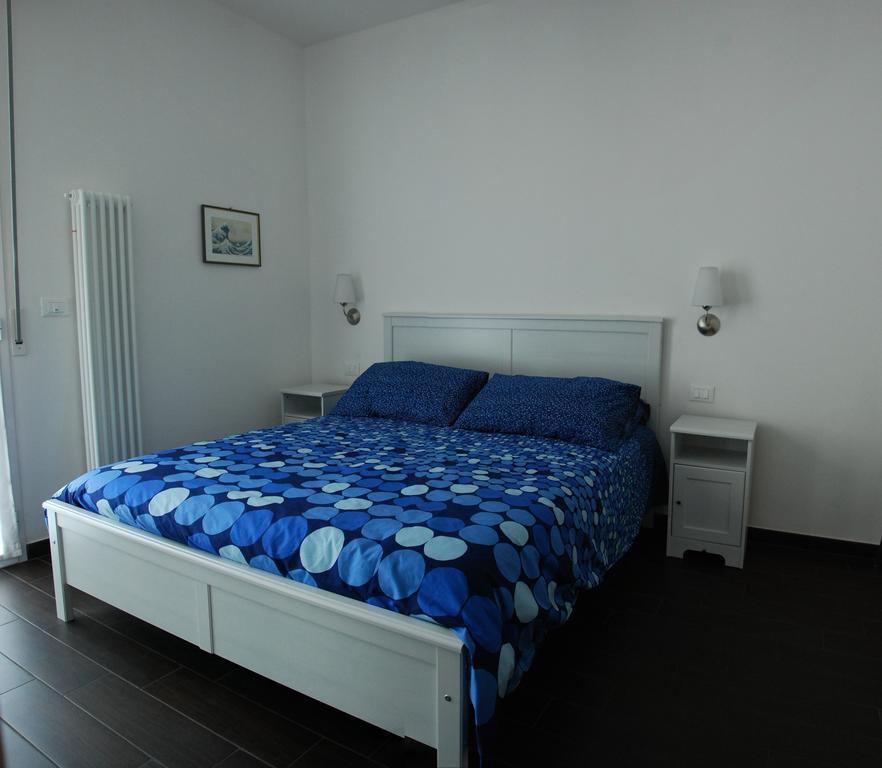 Casa Vacanze Aurora Centro Rimini Cameră foto