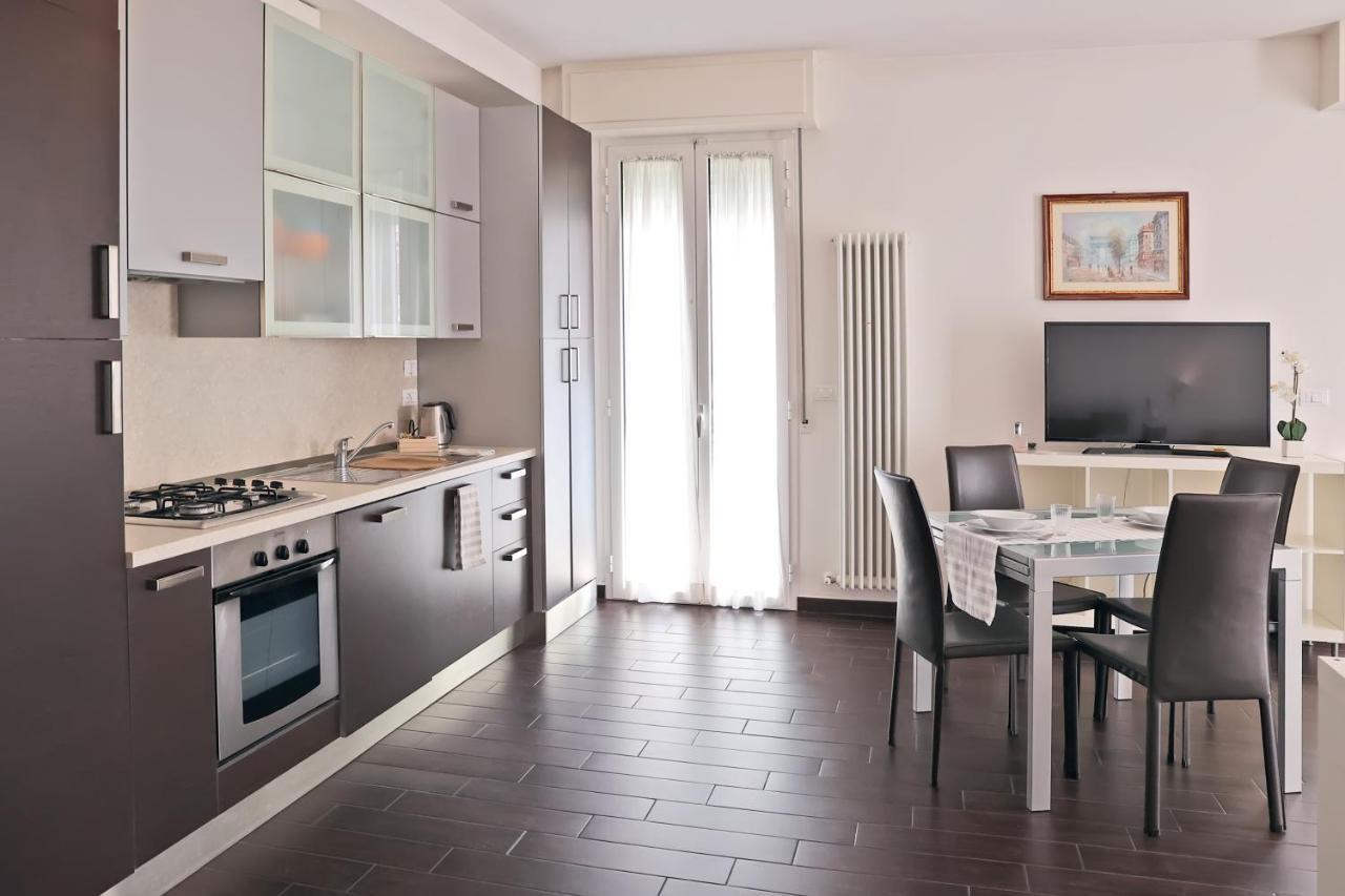Casa Vacanze Aurora Centro Rimini Exterior foto
